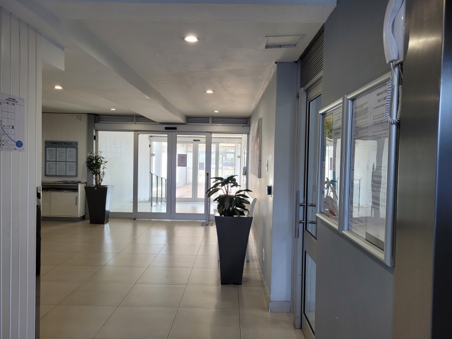 2 Bedroom Property for Sale in Summerstrand Eastern Cape